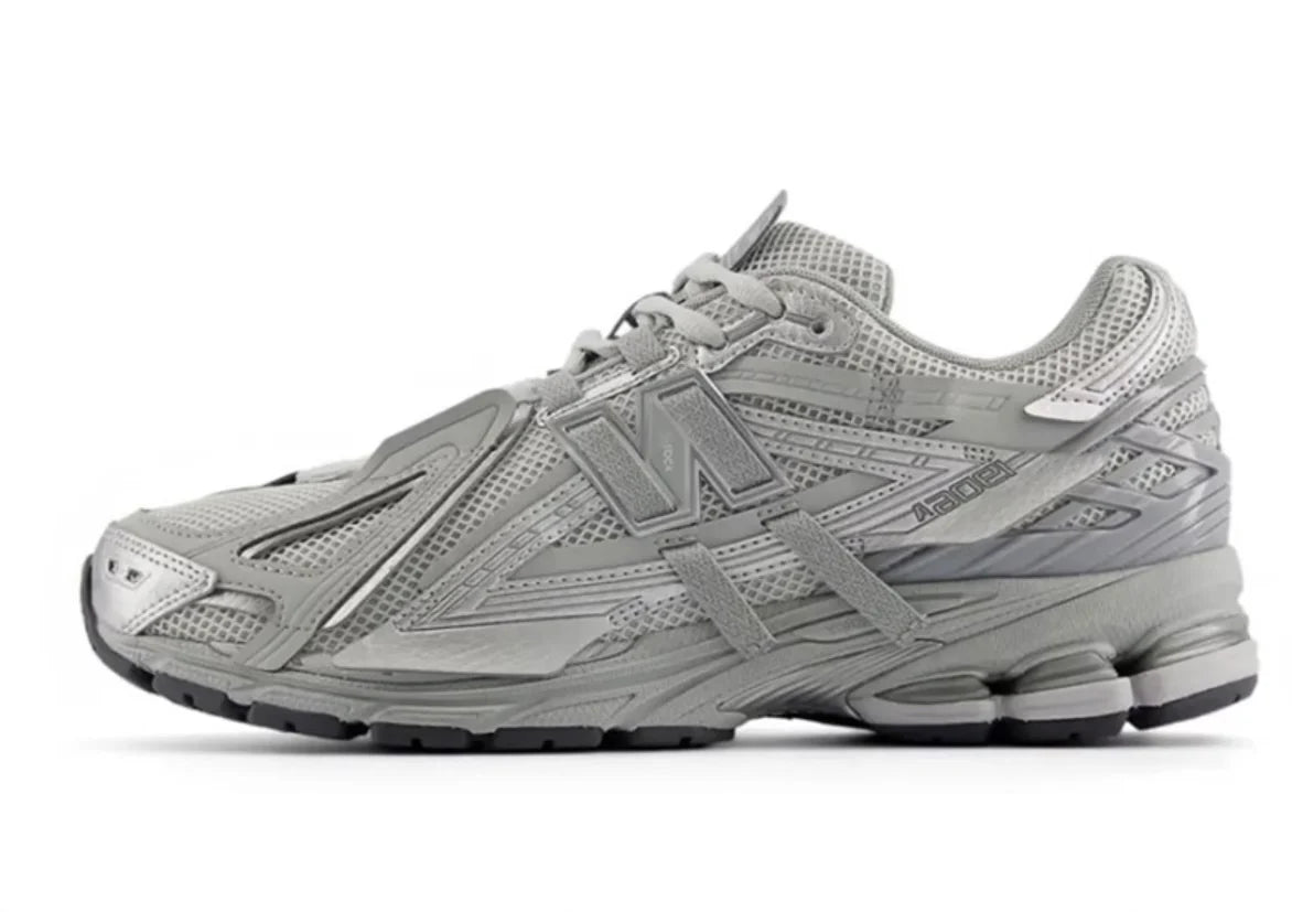 NEW BALANCE 1906 METALLIC SILVER